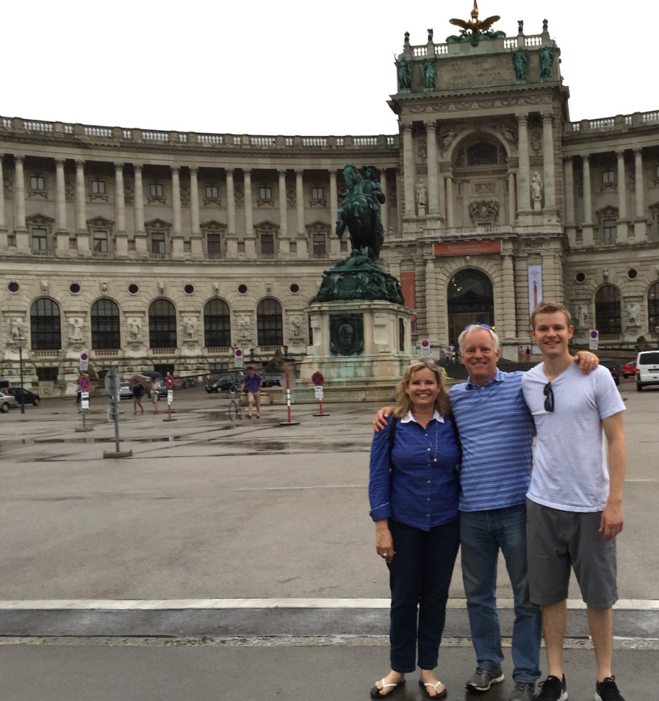 Savage-Family-at-Hofburg-Castle-in-Vienna-Austria